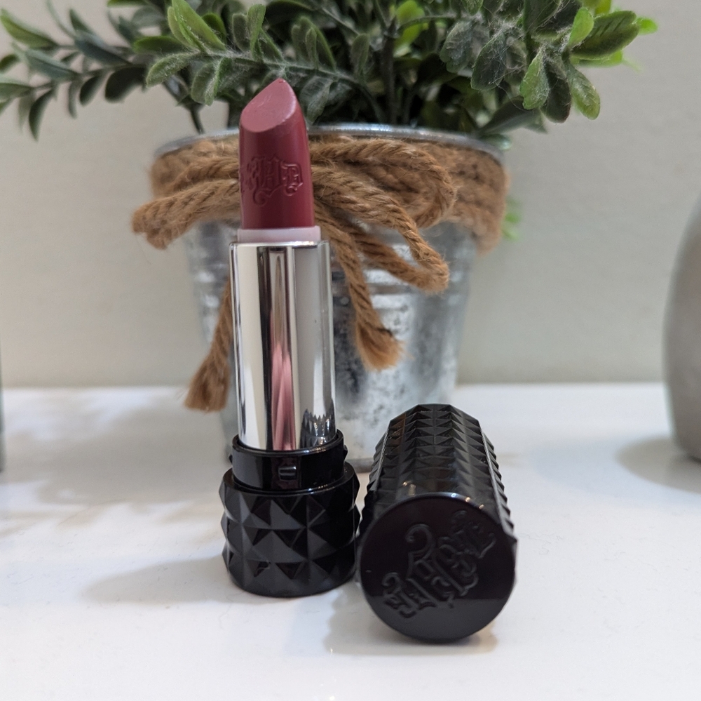 Kat Von D Studded Kiss Lipstick Lolita